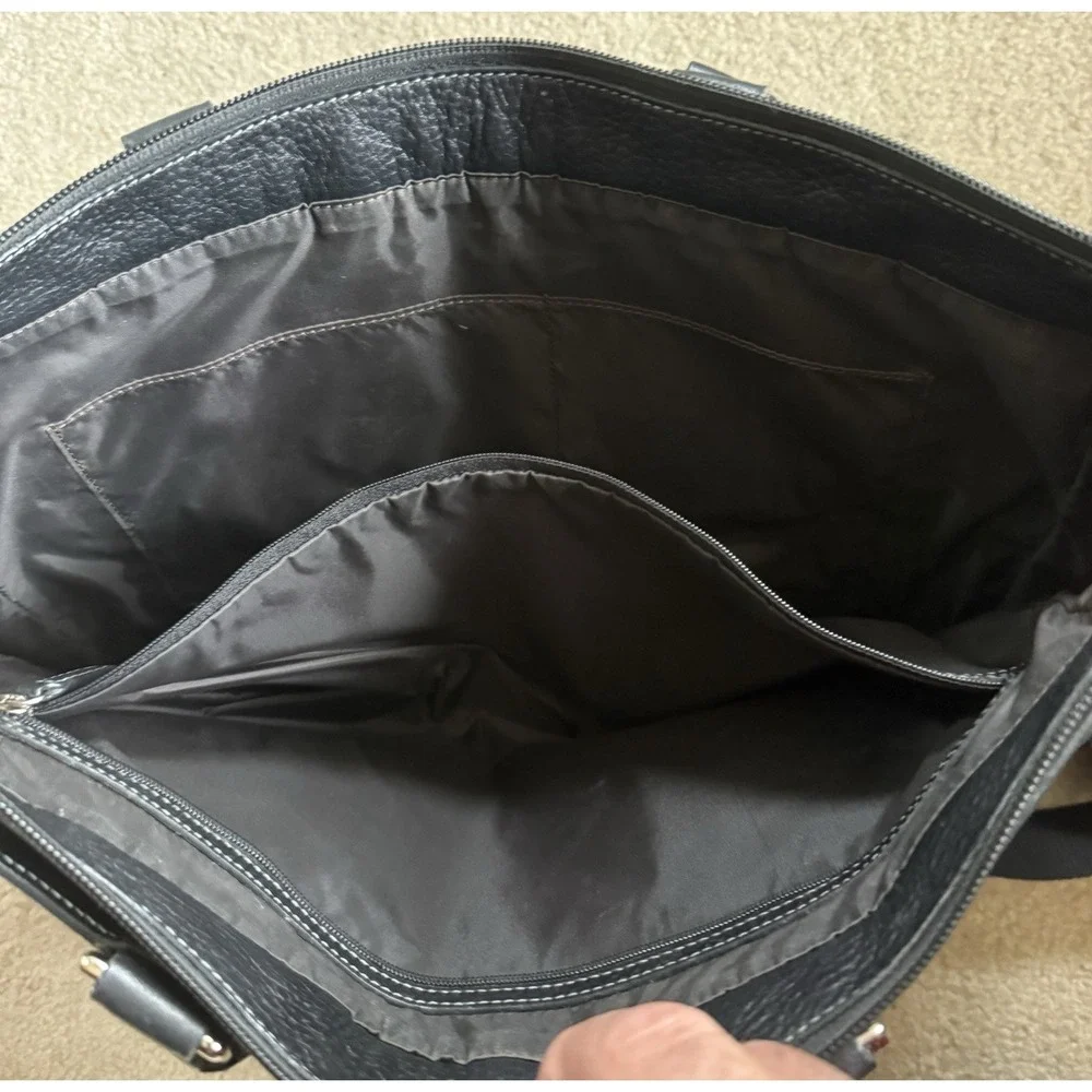 Johnston & Murphy Black Leather Flapped Briefcase Messenger Bag